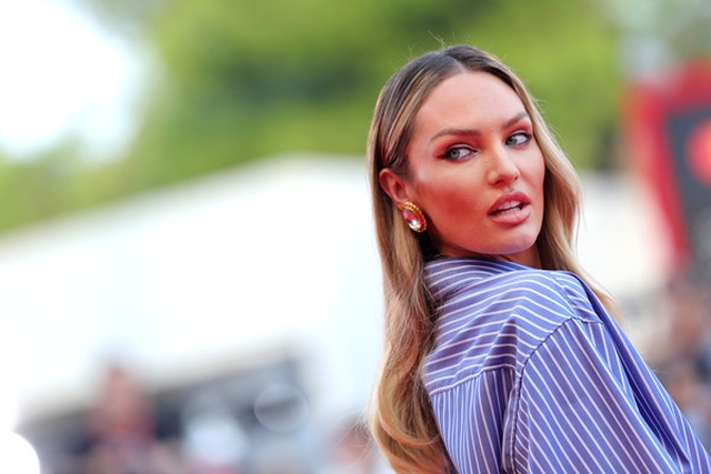 Candice Swanepoel mặc áo quên quần dự LHP Venice - 1