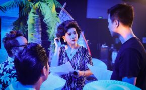 Cát Phượng xúc động khi gặp lại tình cũ sau 20 năm xa cách