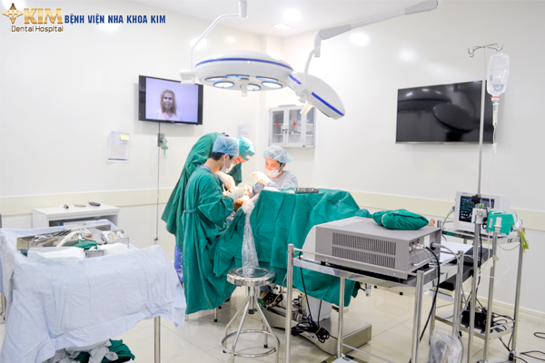 KIM Dental Hospital – bệnh viện nha khoa đầu tiên tại Việt Nam 31 Nguyễn Đình Chiểu, P. Đakao, Q.1, TP.HCM