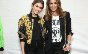 Cindy Crawford sánh đôi con gái xinh như mộng