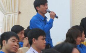 Đối thoại với Chủ tịch tỉnh: “Nóng” vấn đề việc làm cho thanh niên