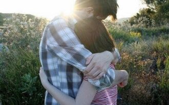 Nghẹn ngào chuyện tình chia cắt vì tai nạn giao thông