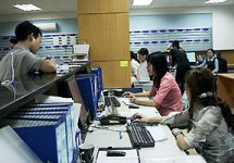 Sinh viên nặng nợ vì chứng khoán