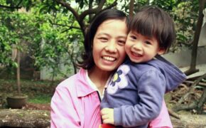 Chuyện mẹ cãi mệnh trời để sinh con và những ông chồng chỉ có trong cổ tích