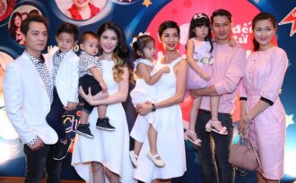 Gia đình Xuân Lan, Đăng Khôi và Huy Khánh lần đầu lộ diện trên sóng truyền hình