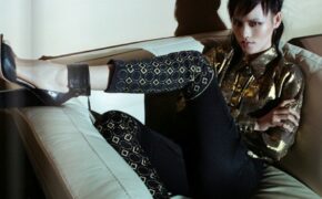 Tuyết Lan khoe vẻ đẹp cá tính