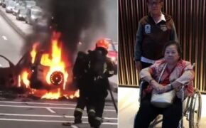 Cụ ông 72 tuổi nhanh trí cứu vợ ngồi xe lăn mắc kẹt trong xe hơi bốc cháy