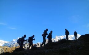 Tour du lịch trải nghiệm lên ngôi