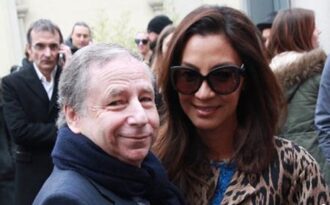 Dương Tử Quỳnh kết hôn ở tuổi 52