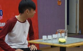 Nghi án Tấn Phát uống nhầm axít để tạo scandal