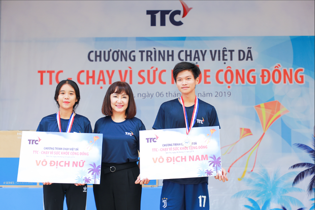 Cùng TTC nâng bước thành công - 4