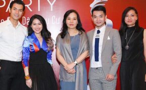 Dàn sao Việt nô nức chúc mừng đạo diễn Hồng Ánh