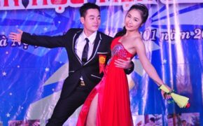 Nữ sinh trường cảnh sát rạng ngời khoe dáng chuẩn