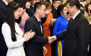 Á hậu Diễm Trang tham gia giao lưu hữu nghị thanh niên Việt – Trung