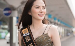 Diệu Linh khoe trọn đường cong lên đường dự thi Nữ hoàng Du lịch Quốc tế