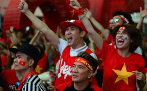 Sao Việt cực kỳ máu lửa cổ vũ cho tuyển U23 Việt Nam