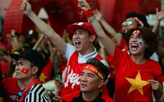 Sao Việt cực kỳ máu lửa cổ vũ cho tuyển U23 Việt Nam