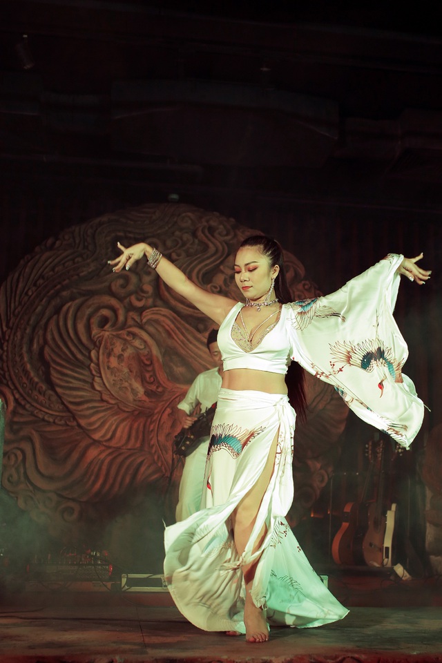 Độc đáo vũ khúc bellydance kết hợp âm nhạc cung đình giữa lòng Thủ đô - 9