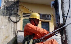 Miễn phí nhân công gần 3.000 trường hợp lắp đặt công tơ mới