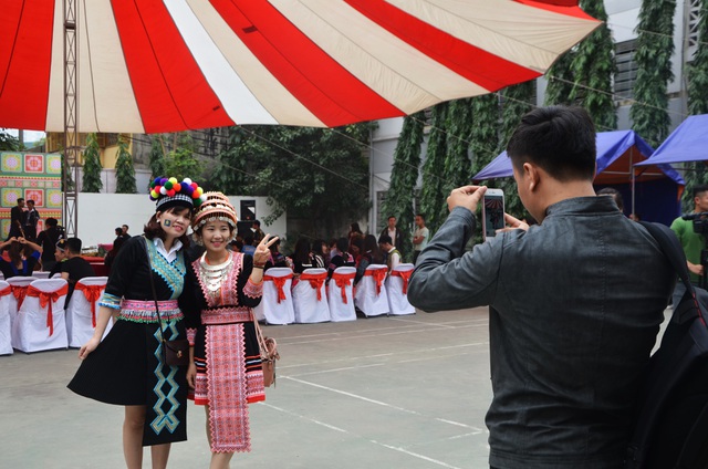  Đây là dịp để các bạn trẻ ở Hà Nội có cơ hội trải nghiệm văn hóa của các dân tộc thiểu số vùng cao. 