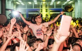 Sinh viên Bách khoa mang chảo đi “quẩy” tiệc EDM 12.000 người