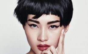 Hoa hậu Đặng Thu Thảo lạ và quái