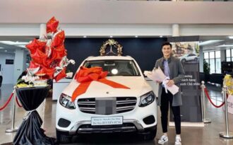 Thủ môn Bùi Tiến Dũng gia nhập “câu lạc bộ” cầu thủ sở hữu xe hơi tiền tỷ