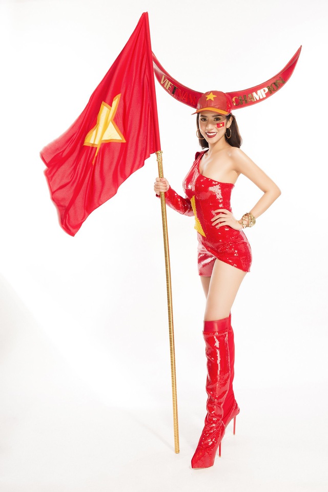 Niềm tự hào bóng đá giúp mỹ nhân Việt lọt Top tại Hoa hậu Du lịch Thế giới - 1