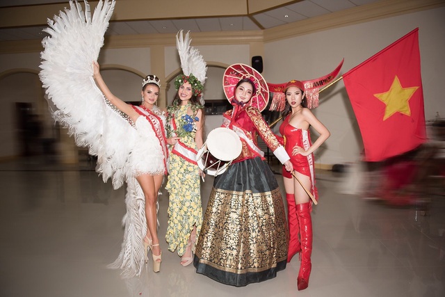 Niềm tự hào bóng đá giúp mỹ nhân Việt lọt Top tại Hoa hậu Du lịch Thế giới - 9