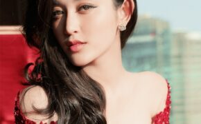 Á hậu Huyền My hóa công chúa với váy dạ hội lộng lẫy