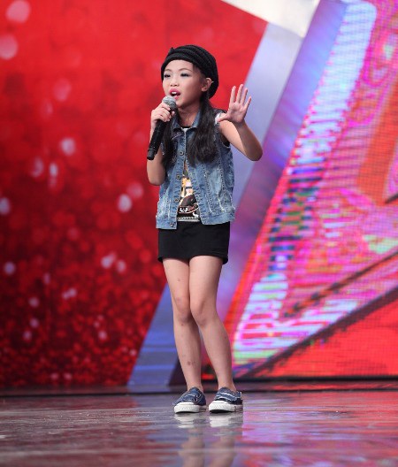 Giám khảo Vietnam’s got talent “đơ” trước màn đối đáp của cô bé 9 tuổi