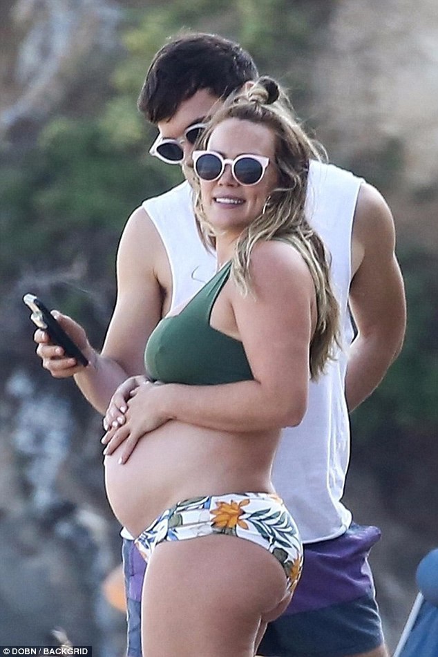  Hilary Duff và chồng ly dị năm 2015 