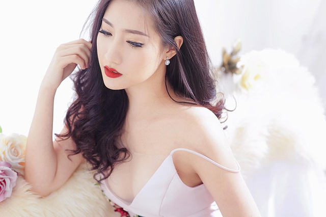 Hot girl xinh đẹp gửi lời chúc Tết độc giả báo Dân trí - 5