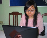 Nữ sinh viên có tài… thuyết khách