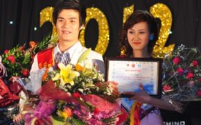 Ngôi vị Hoa khôi HV Hành chính có chủ mới