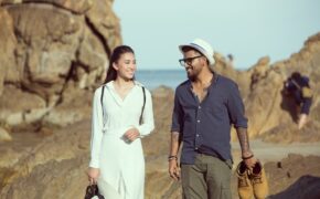 Hoa hậu Trần Tiểu Vy đẹp đôi bên “trai Tây”