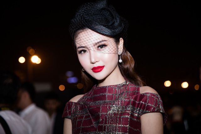 Ngọc Duyên lần đầu xuất hiện trước công chúng sau đăng quang Miss Global - 1