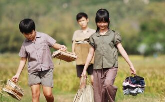 Đưa Hoa Vàng Cỏ Xanh đến với trẻ em vùng sâu, vùng xa