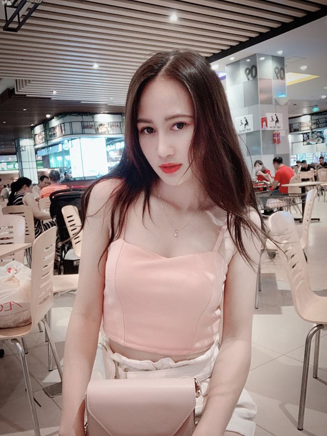 “Hot girl kiếm chém” lại gây sốt chỉ với 1 giây xuất hiện trên sóng thời sự - 6