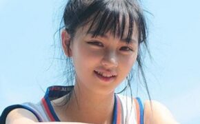 Chơi bóng rổ, nữ sinh Trung Quốc vụt trở thành “hotgirl”