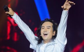 Ca sĩ Hùng Thuận “gây sốt” khi hóa thân cố nghệ sĩ Minh Thuận