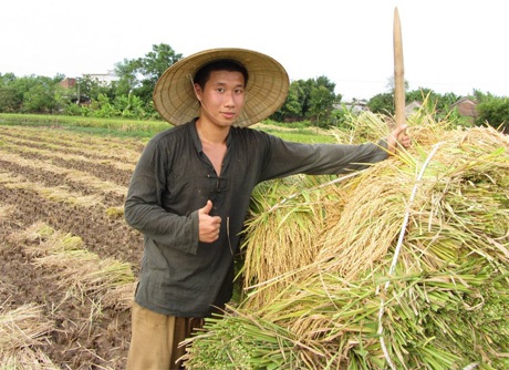 Trần Hùng John...