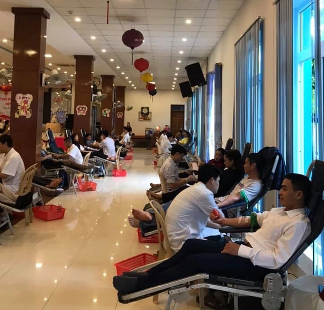 Quảng Bình:  Hơn 600 cán bộ, đoàn viên thanh niên tham gia hiến máu cứu người - 3