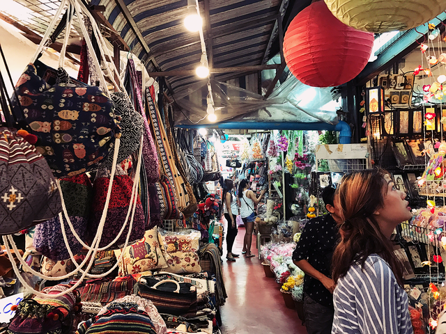 Sắc màu Chatuchak - 19