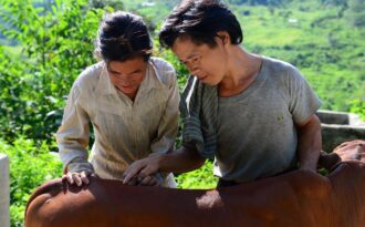 Cuộc “đua” ngầm ở Chiềng Xuân