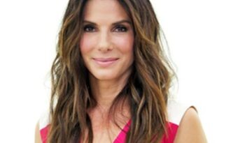 Sandra Bullock bất ngờ nhận thêm con nuôi