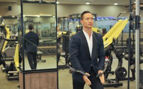 Kim Lý lịch lãm làm đại sứ cho thương hiệu thể dục thể thao 5 sao