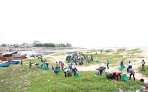 Cùng chung tay bảo vệ màu xanh của biển