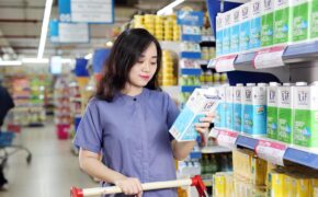 Thị trường sữa tươi: Tăng trưởng nhưng vẫn nhiều lo ngại
