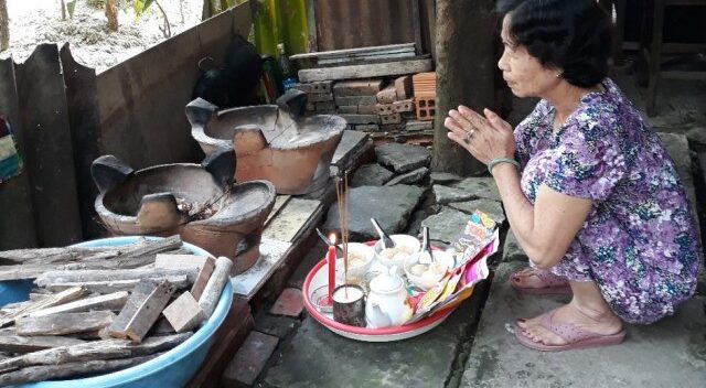 Cá chép… giấy đưa ông Táo về Trời